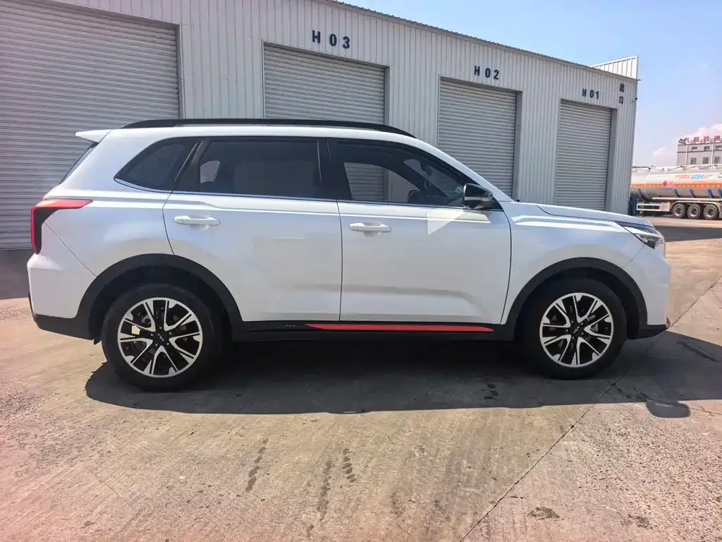 Kia Sportage — фото 9