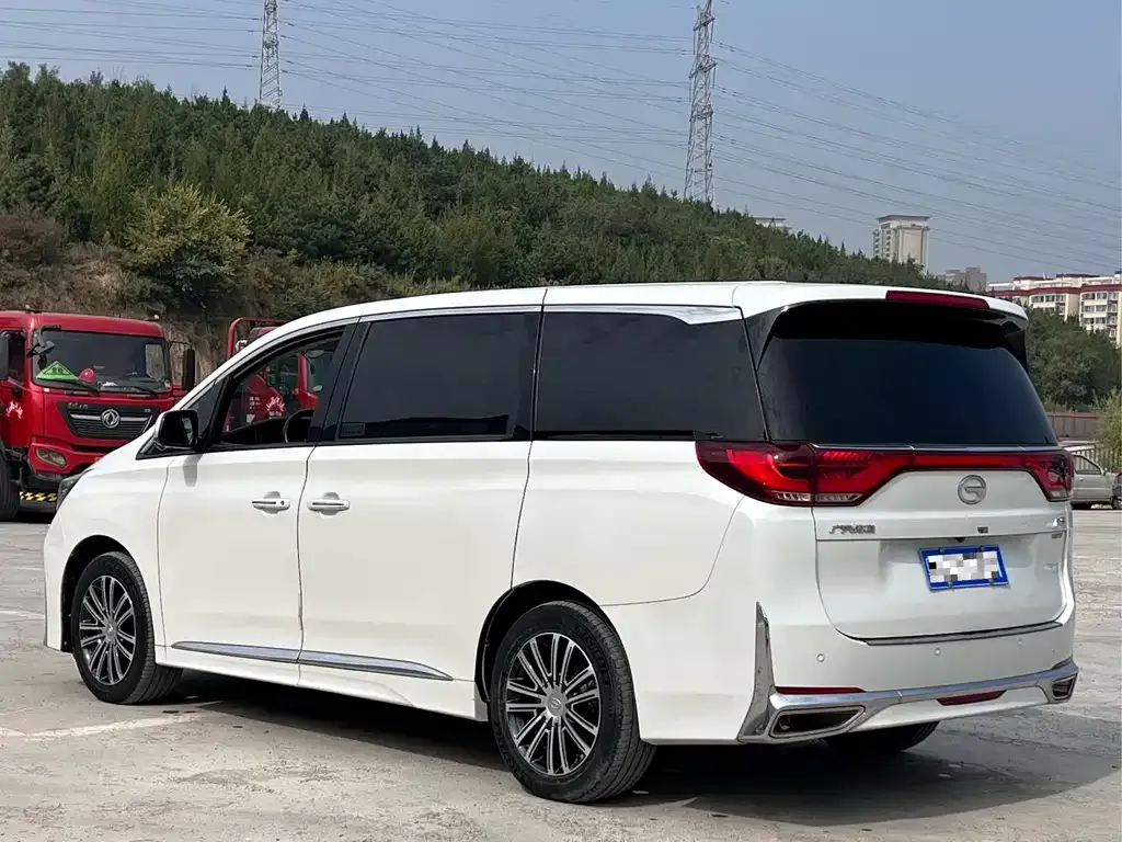GAC Motor Trumpchi M8 — фото 9