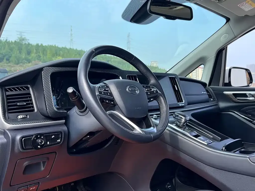 GAC Motor Trumpchi M8 — фото 10