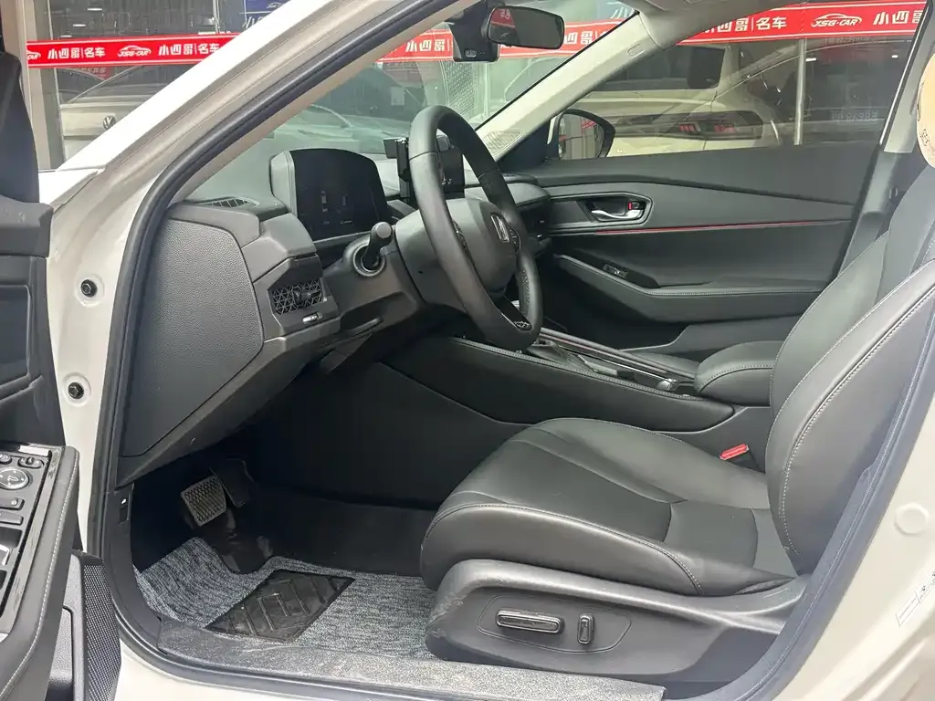 Honda Accord — фото 4