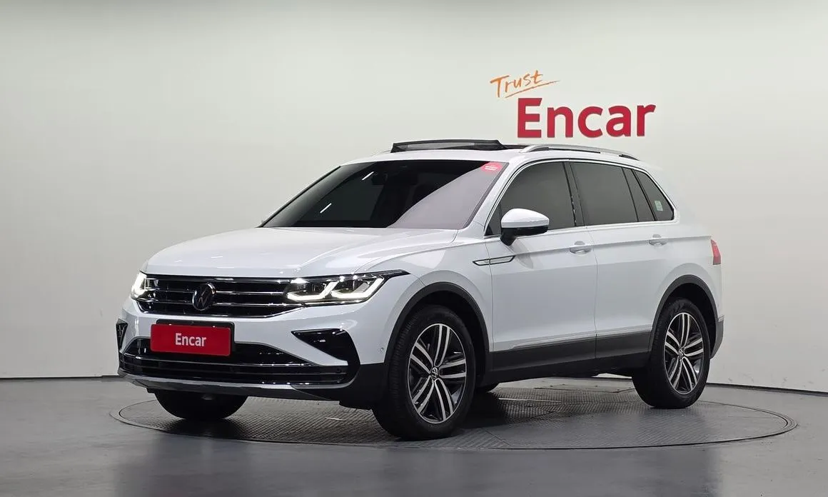 Volkswagen Tiguan — фото 1