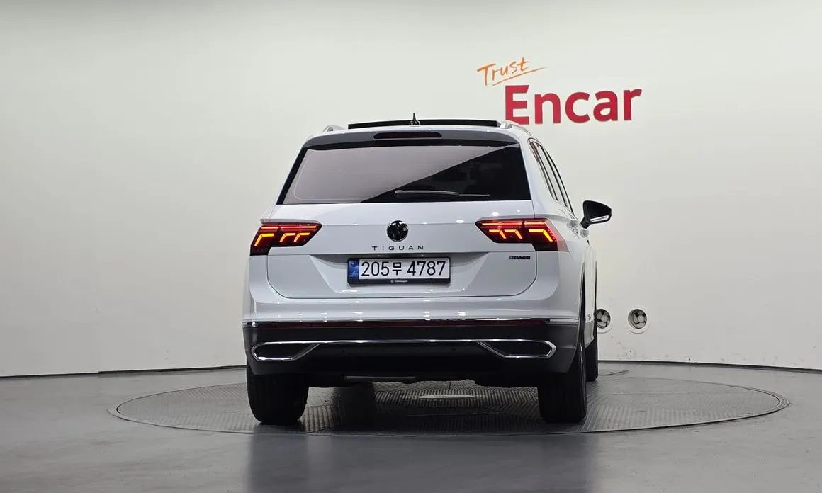 Volkswagen Tiguan — фото 3