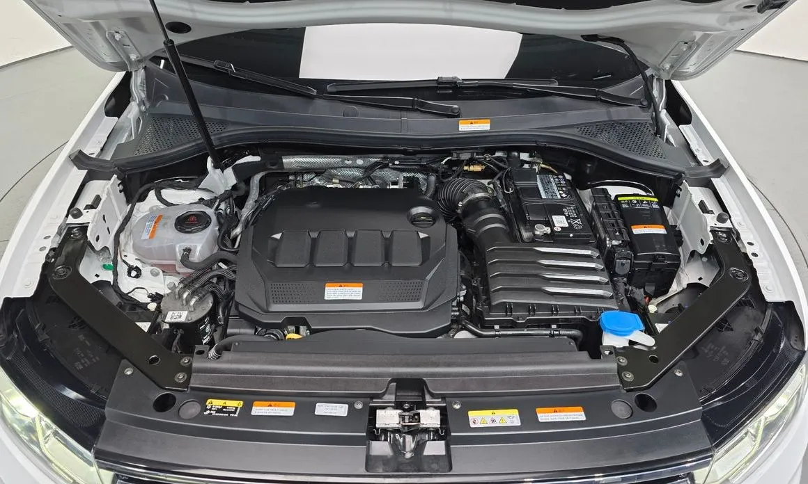 Volkswagen Tiguan — фото 7