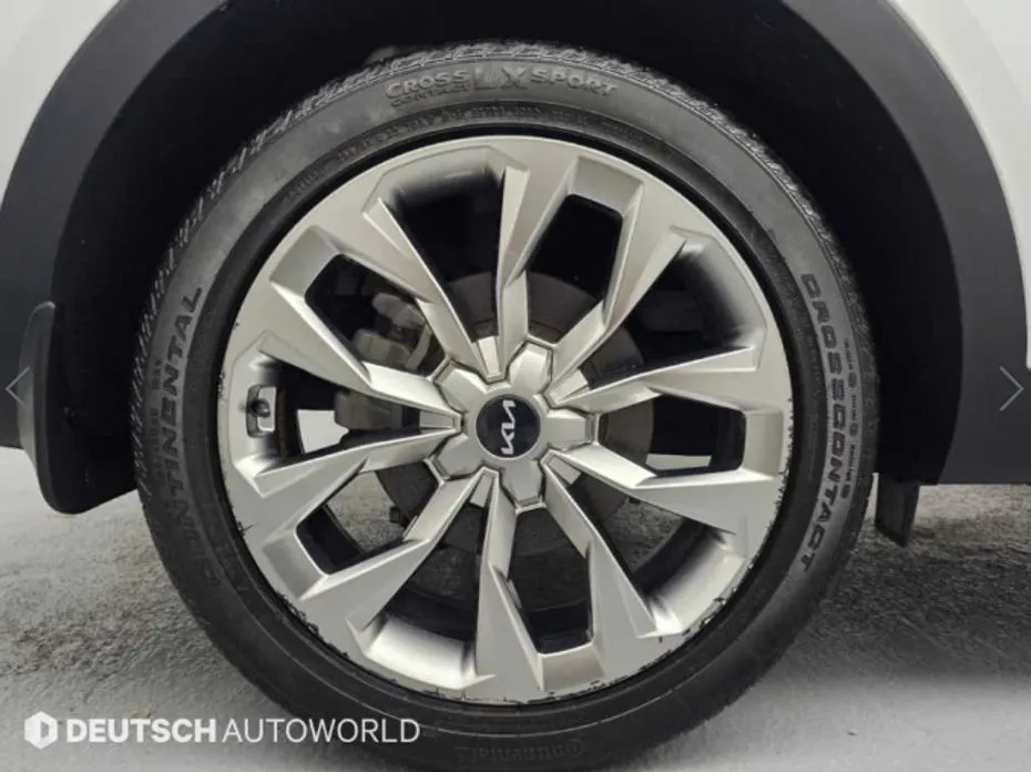 Kia Sorento — фото 10