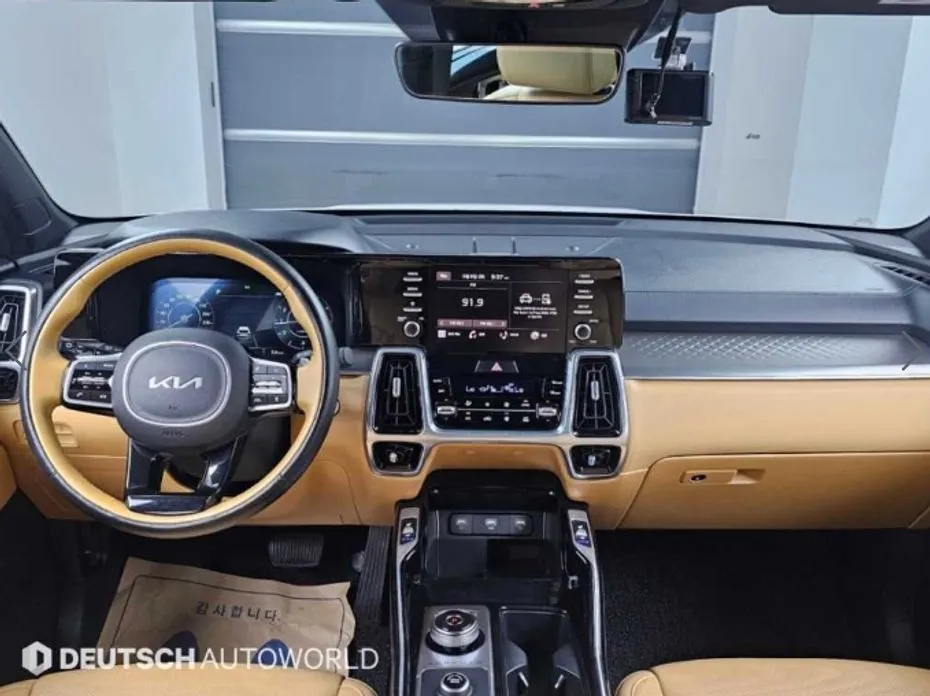 Kia Sorento — фото 6
