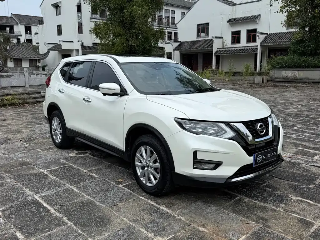 Nissan X-Trail — фото 2
