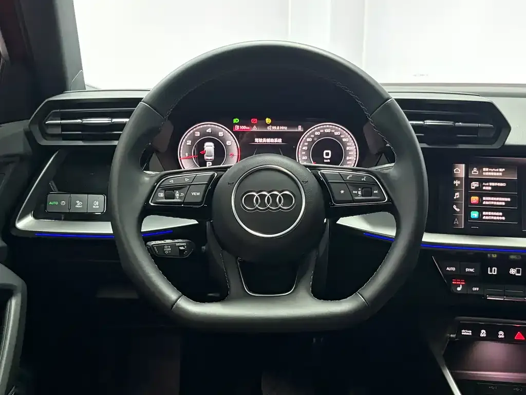 Audi A3 — фото 8