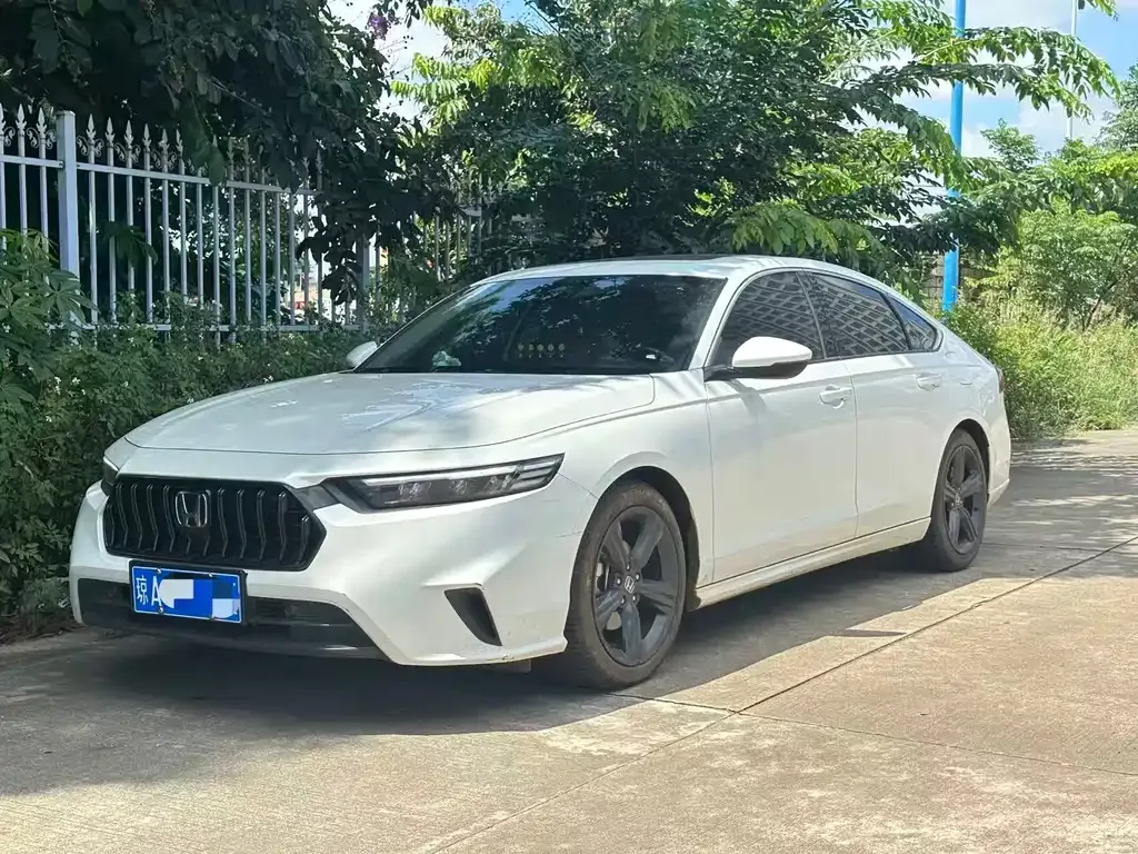 Honda Inspire — фото 1