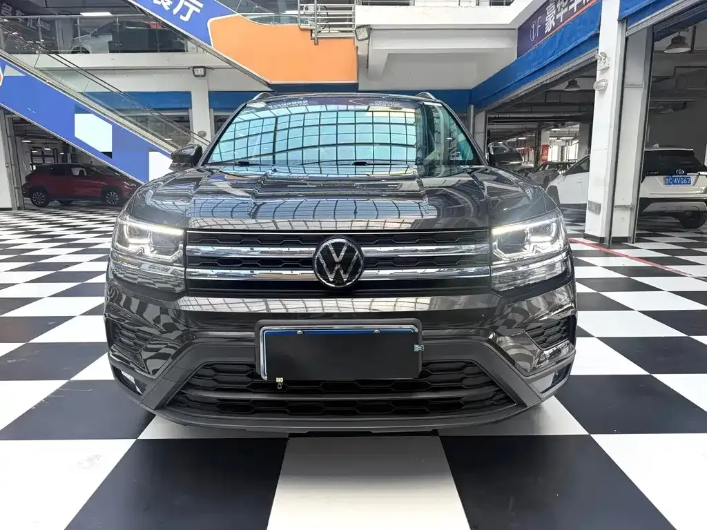 Volkswagen Tharu — фото 6