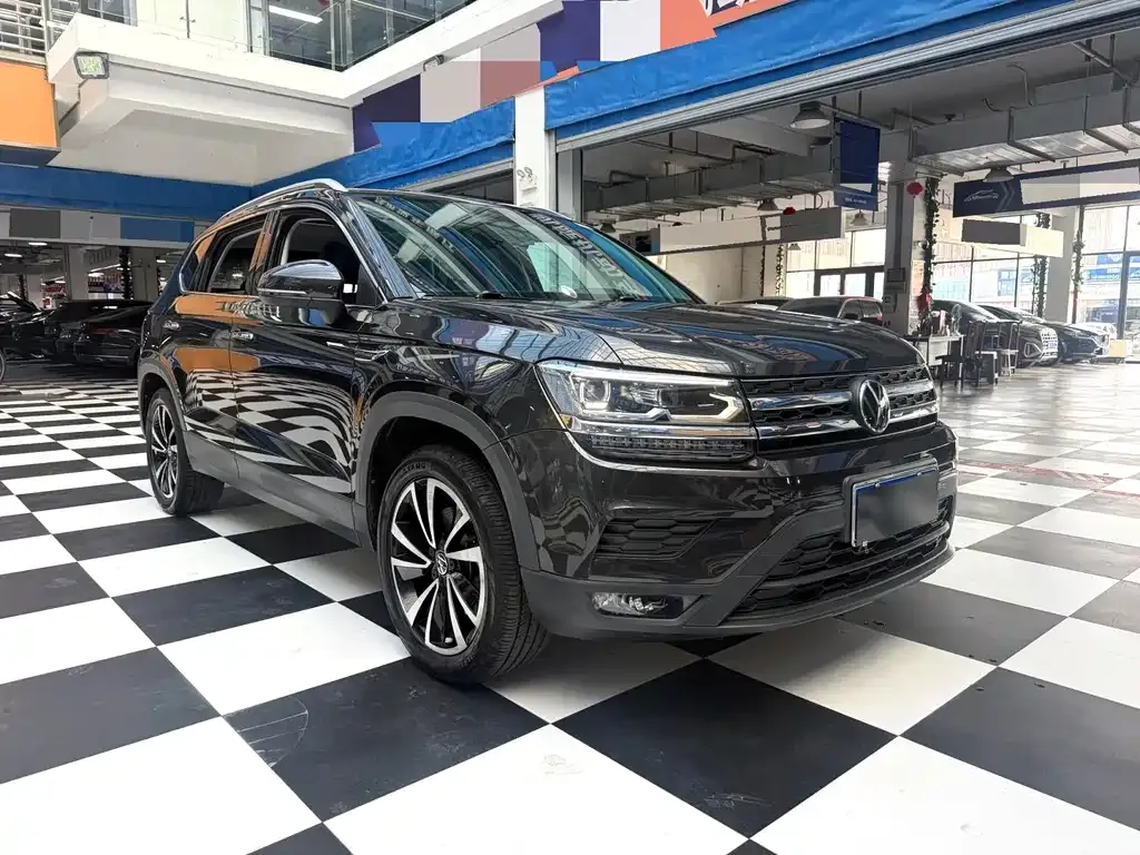 Volkswagen Tharu — фото 3