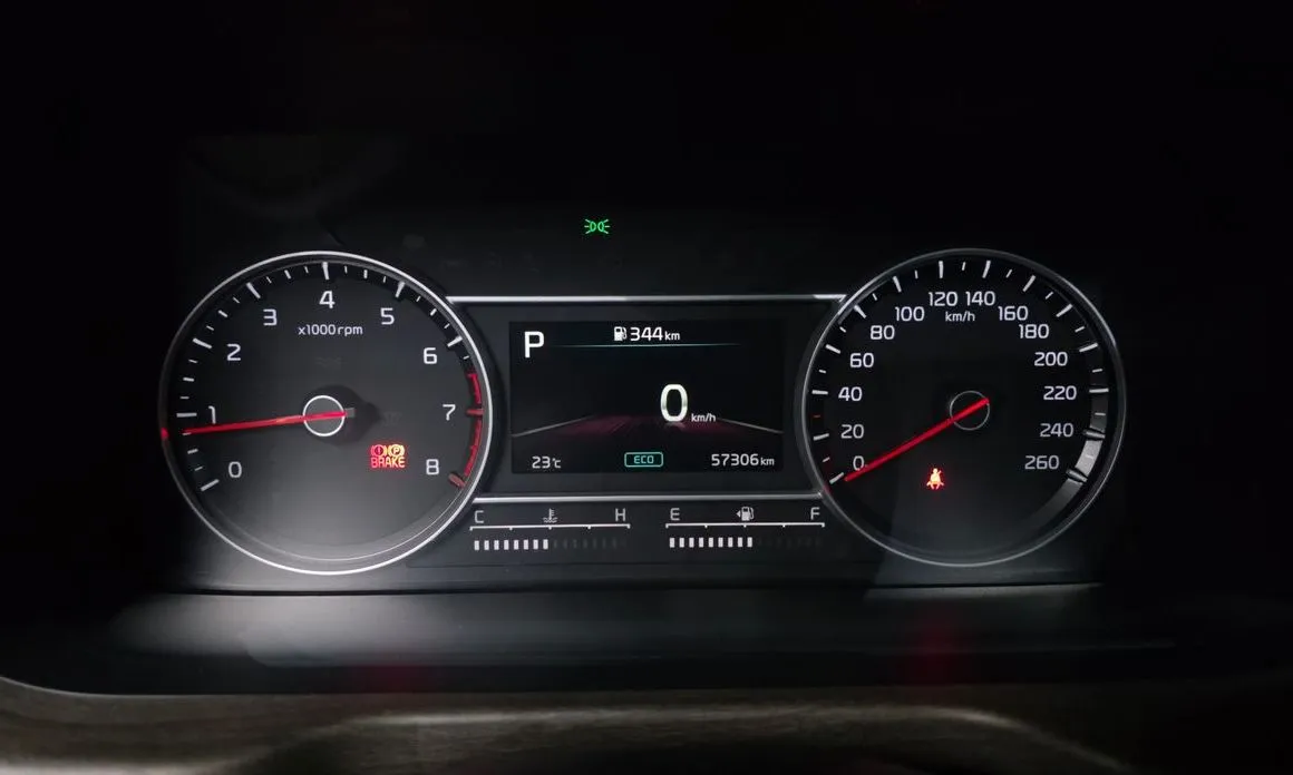 Kia Sorento — фото 9