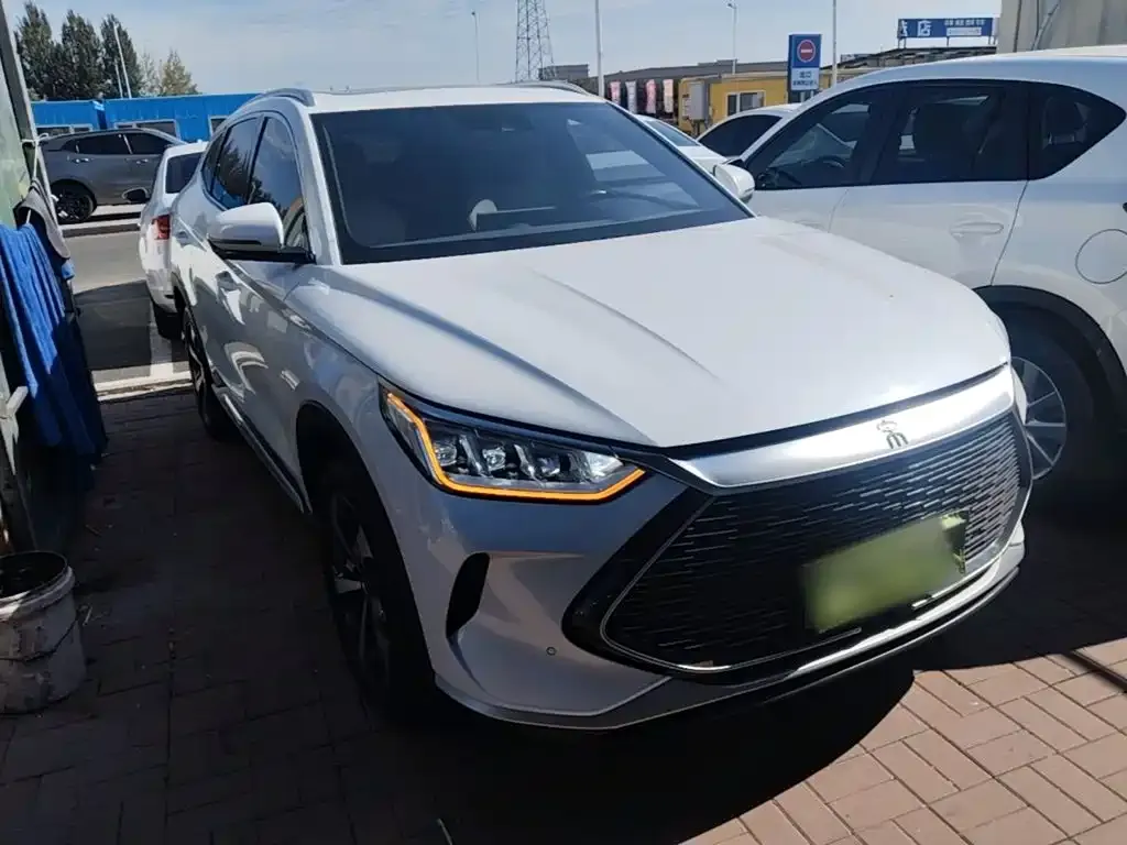BYD PLUS New Energy — фото 6