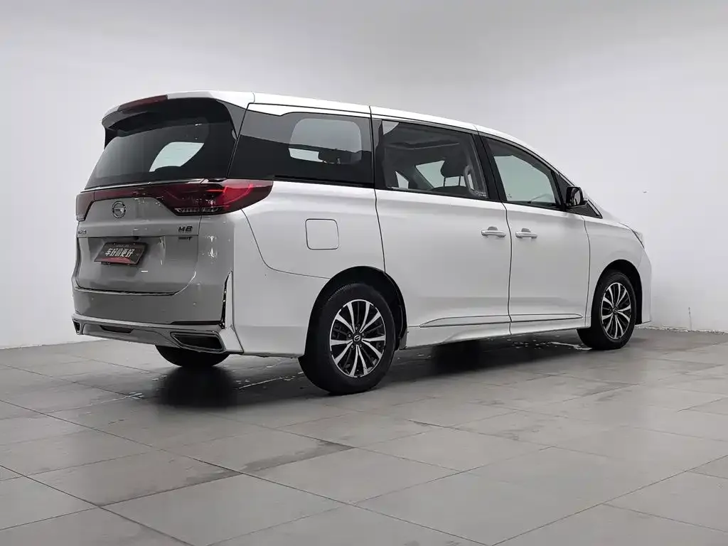 GAC Motor Trumpchi M8 — фото 10