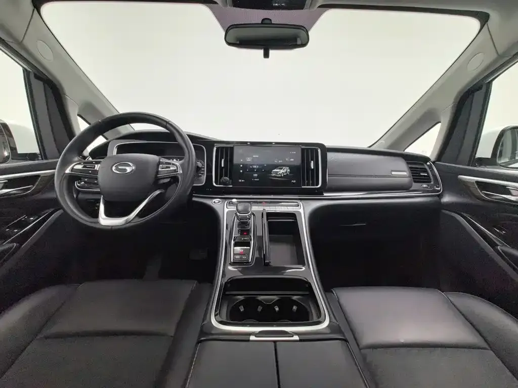 GAC Motor Trumpchi M8 — фото 3