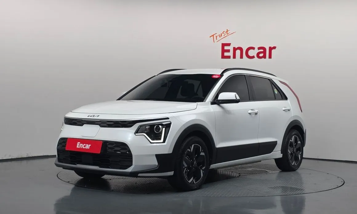 Kia Niro — фото 1