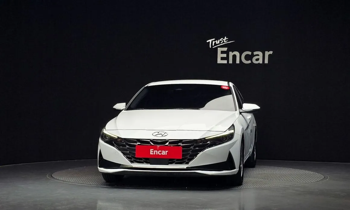 Hyundai AVANTE — фото 2