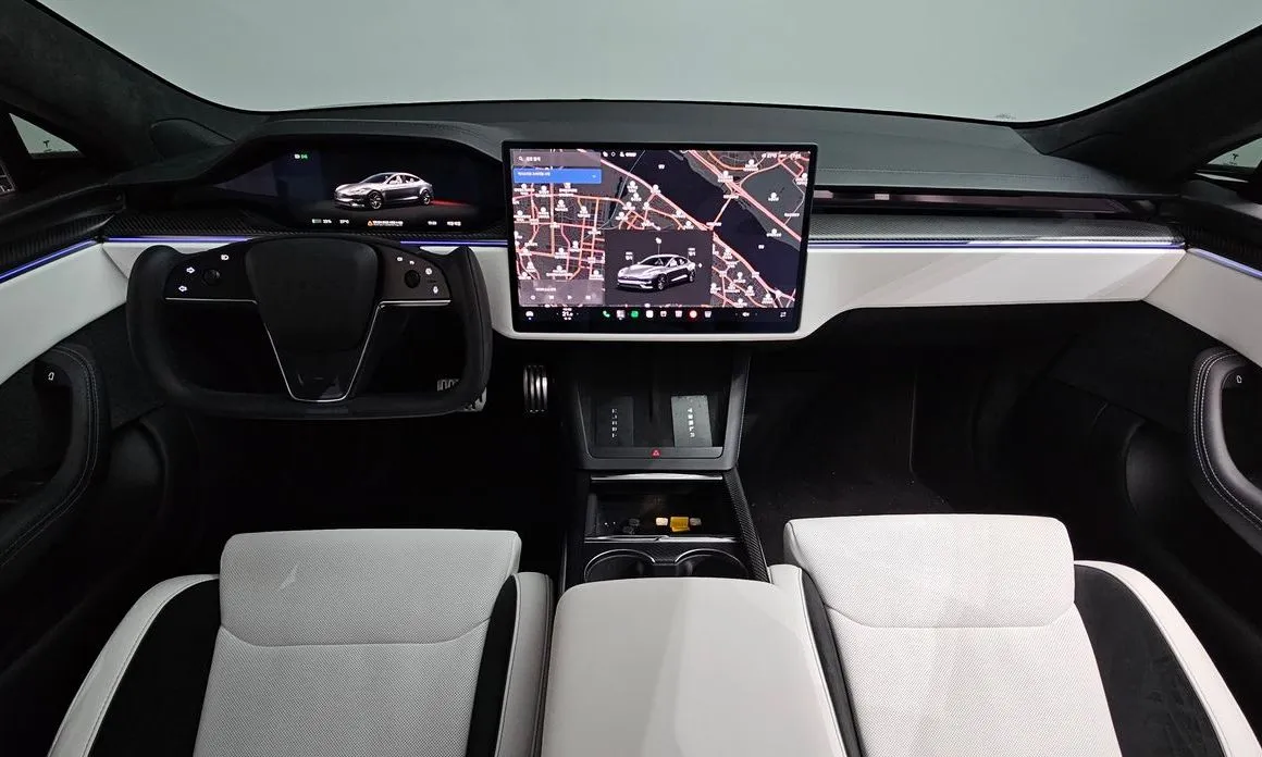 Tesla Model S — фото 8