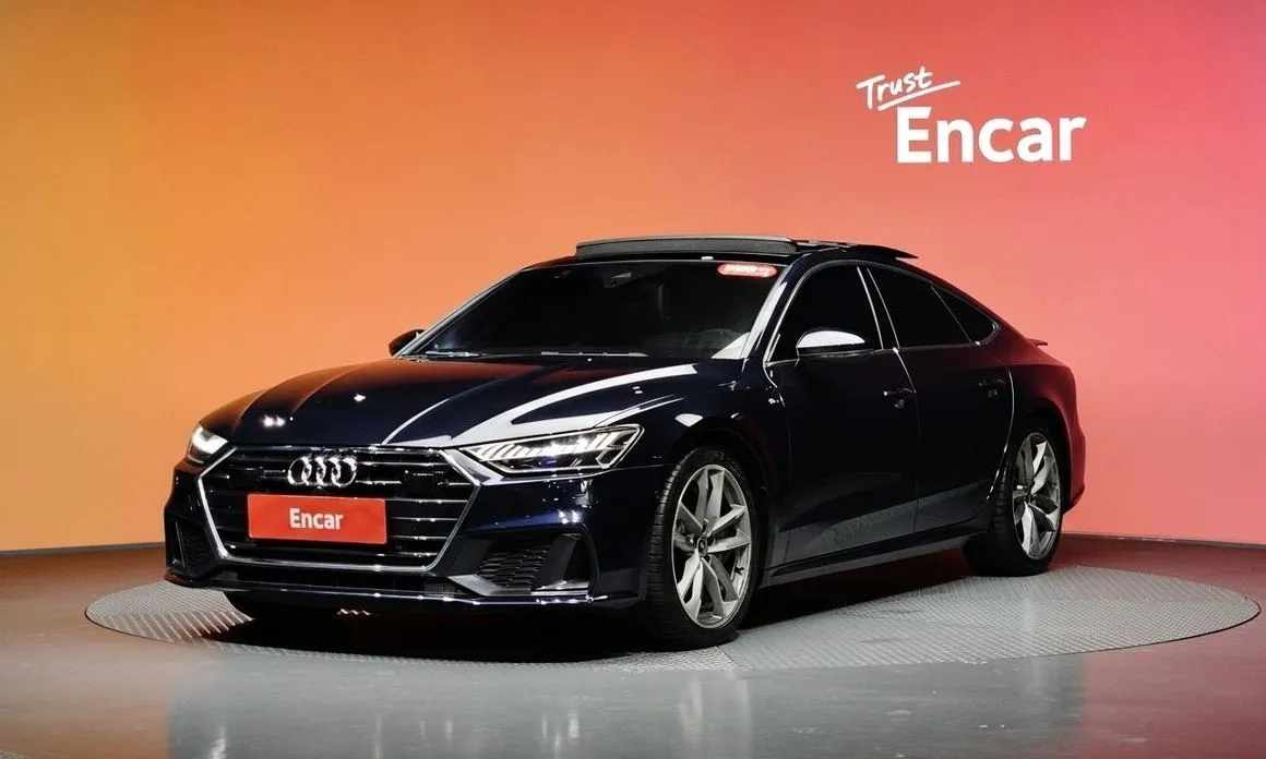 Audi A7 — фото 1