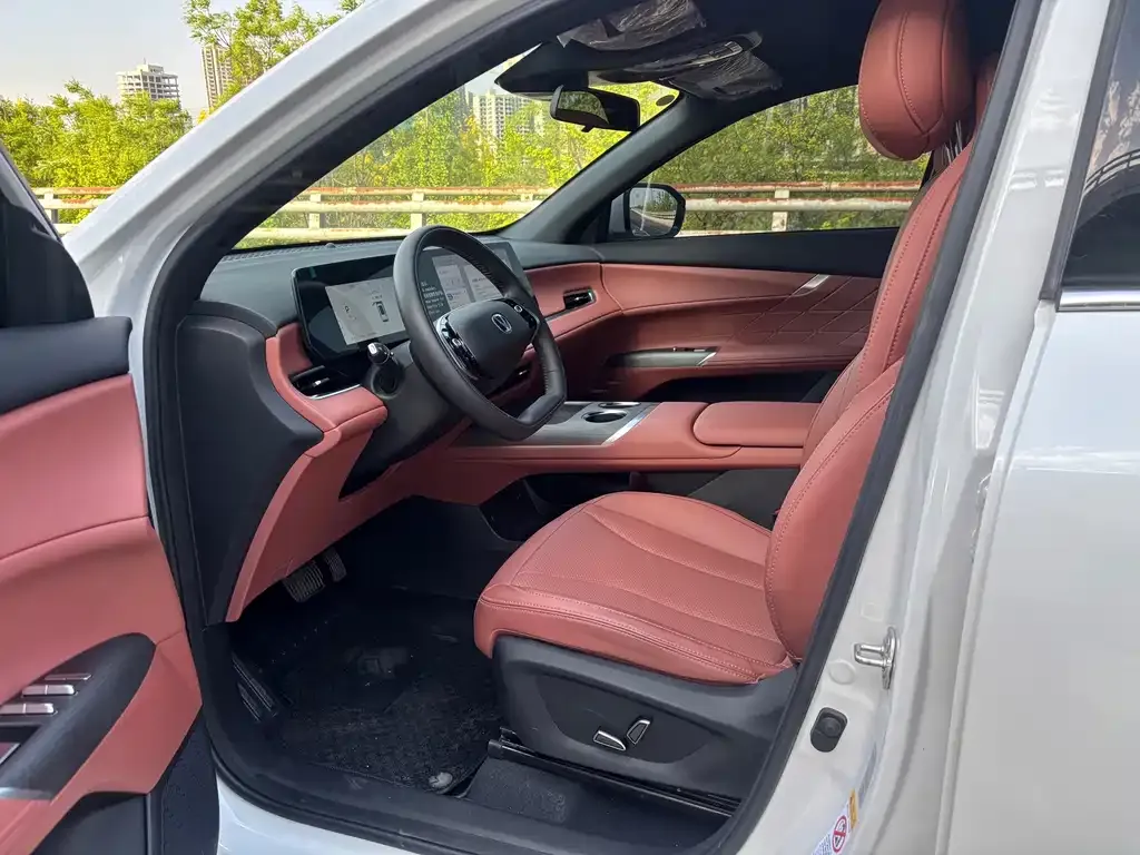 Changan CS75 PLUS — фото 3