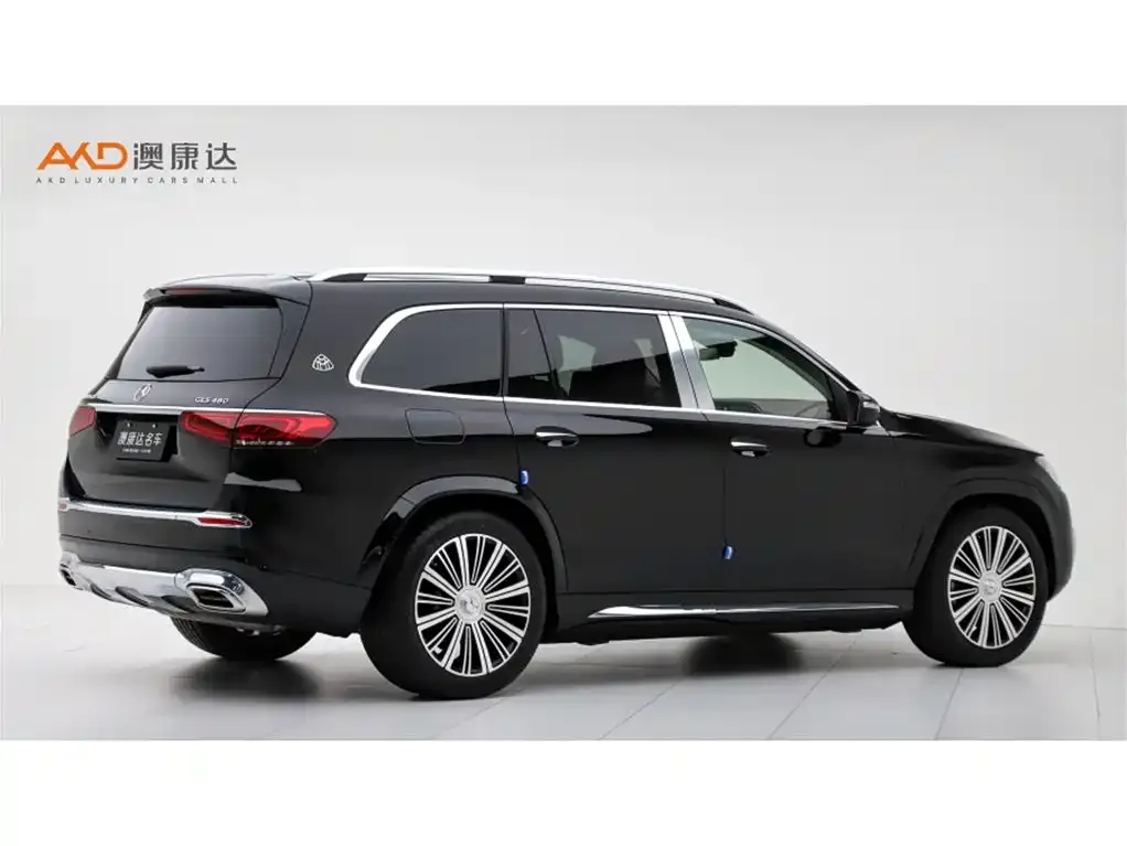 Mercedes-Benz GLS — фото 10