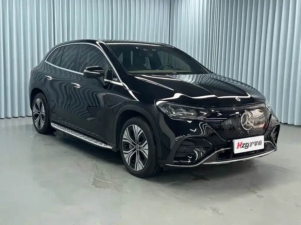 Mercedes-Benz EQE SUV — фото 4