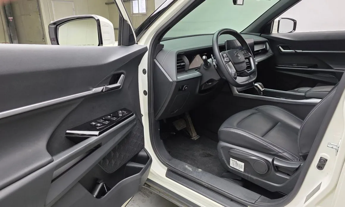 KG Mobility (Ssangyong) Torres — фото 10