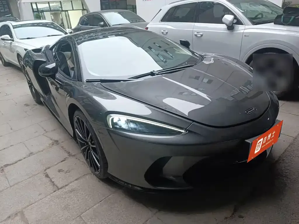 McLaren GT — фото 1