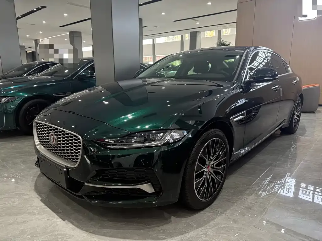 Jaguar XEL — фото 1