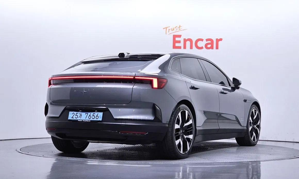 Polestar Polestar 4 — фото 6