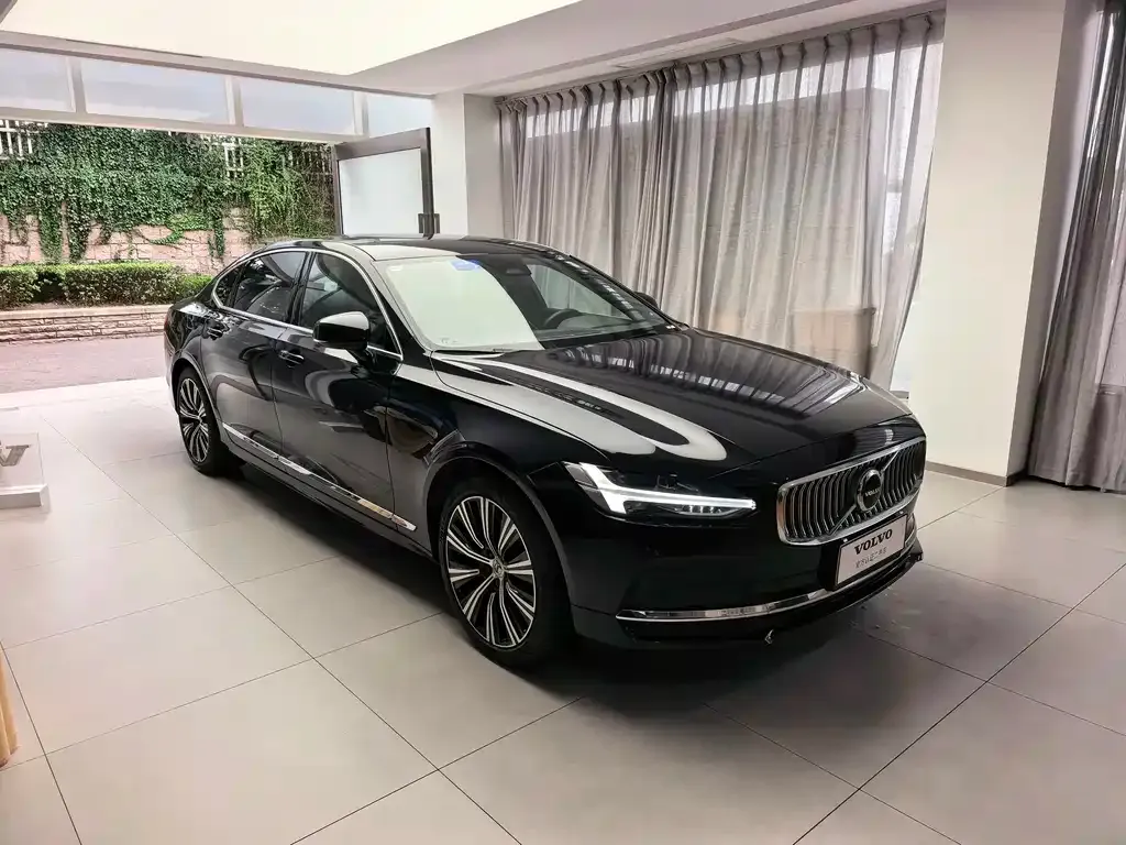 Volvo S90 — фото 9