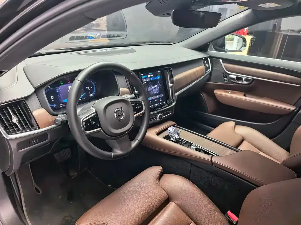 Volvo S90 — фото 10