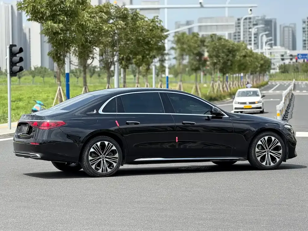 Mercedes-Benz E-Class New Energy — фото 10