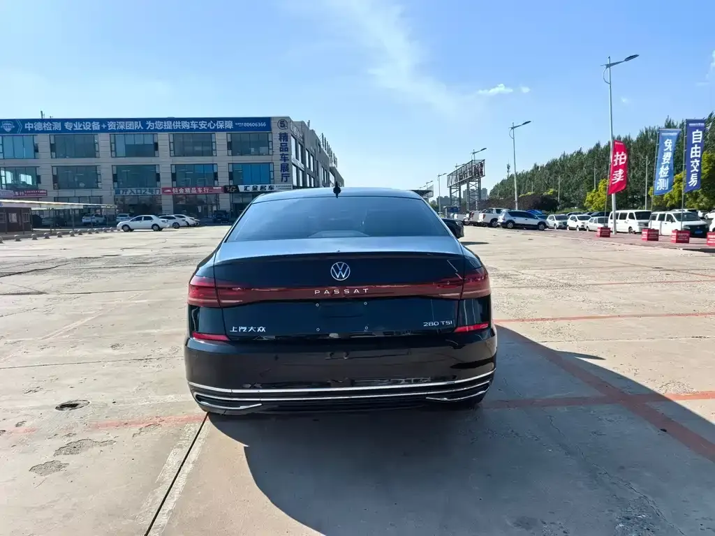 Volkswagen Passat — фото 6