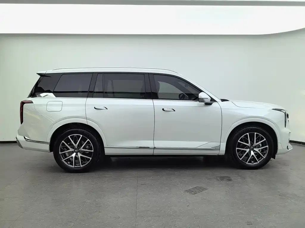 GAC Motor Trumpchi GS8 — фото 7