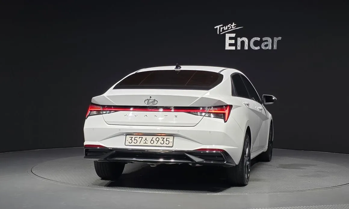 Hyundai AVANTE — фото 4