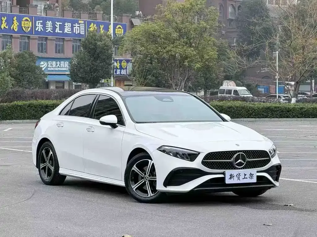 Mercedes-Benz A-Class — фото 8