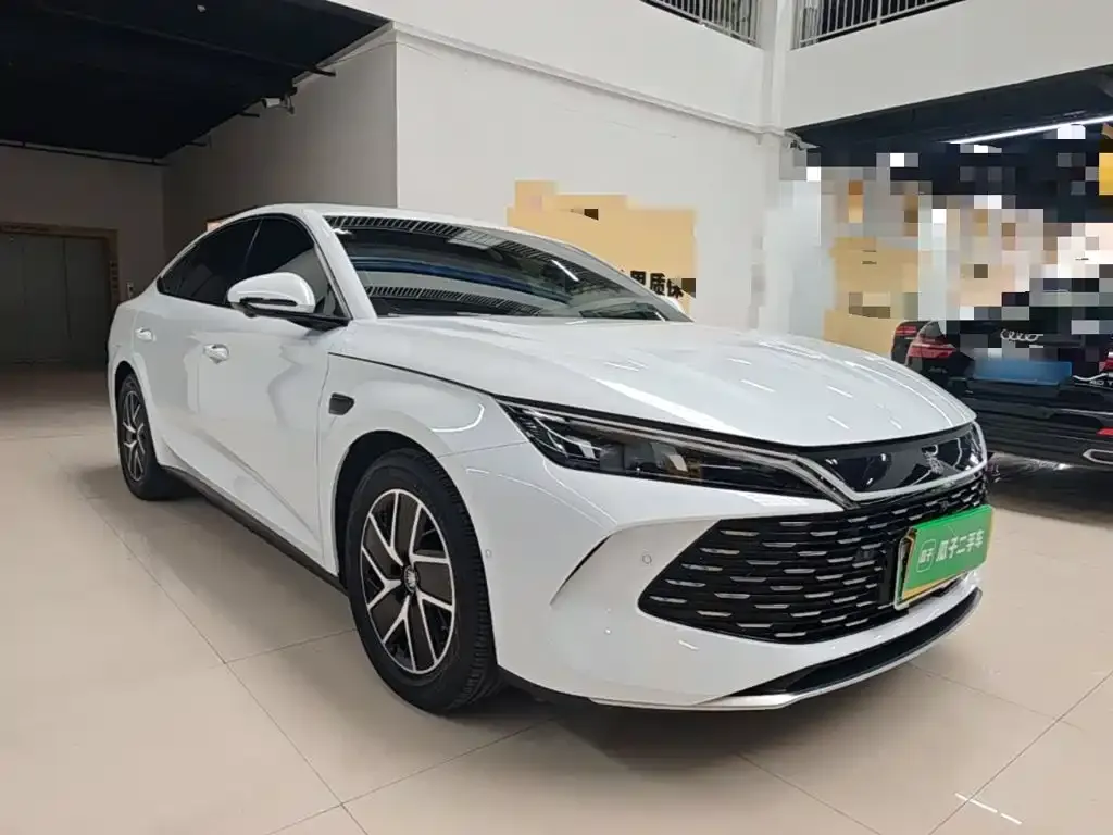 BYD Qin L — фото 7