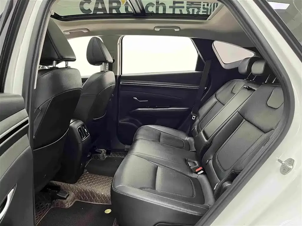 Hyundai Tucson — фото 2