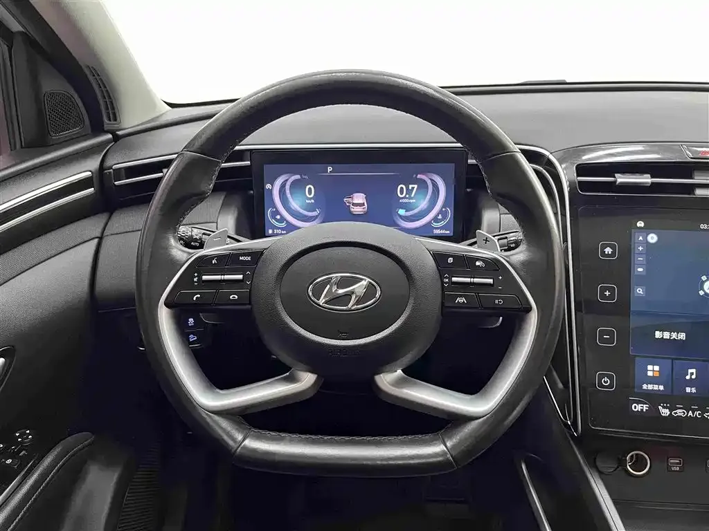 Hyundai Tucson — фото 10