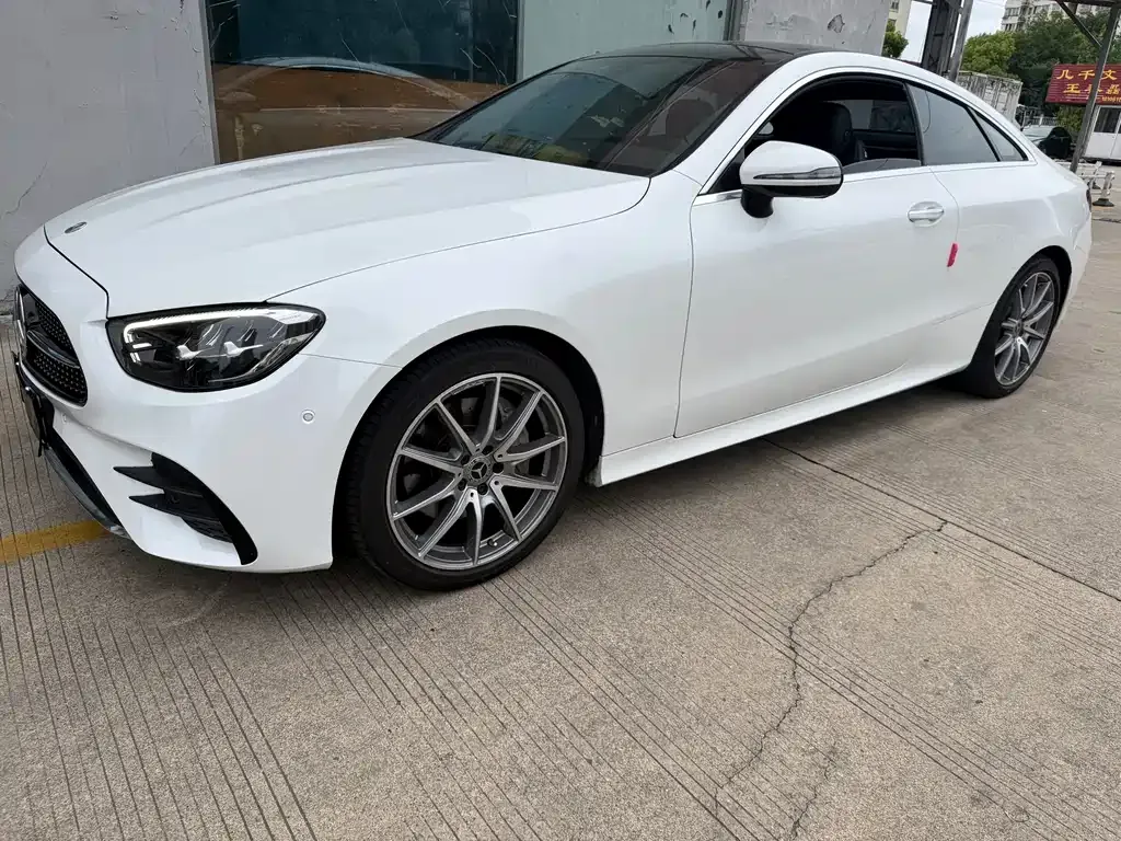 Mercedes-Benz E-Class (Import) — фото 1