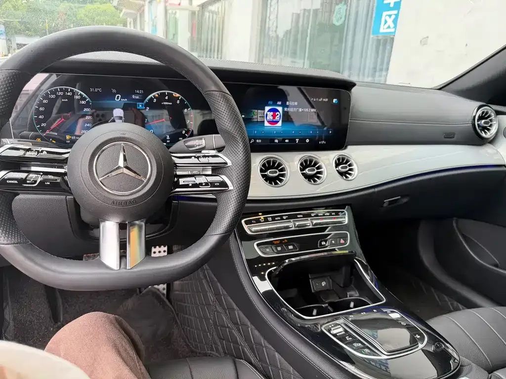 Mercedes-Benz E-Class (Import) — фото 5
