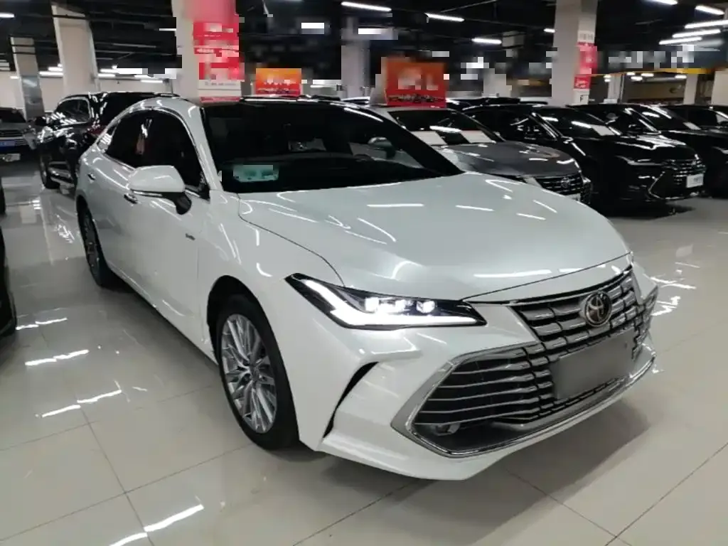 Toyota Avalon — фото 9