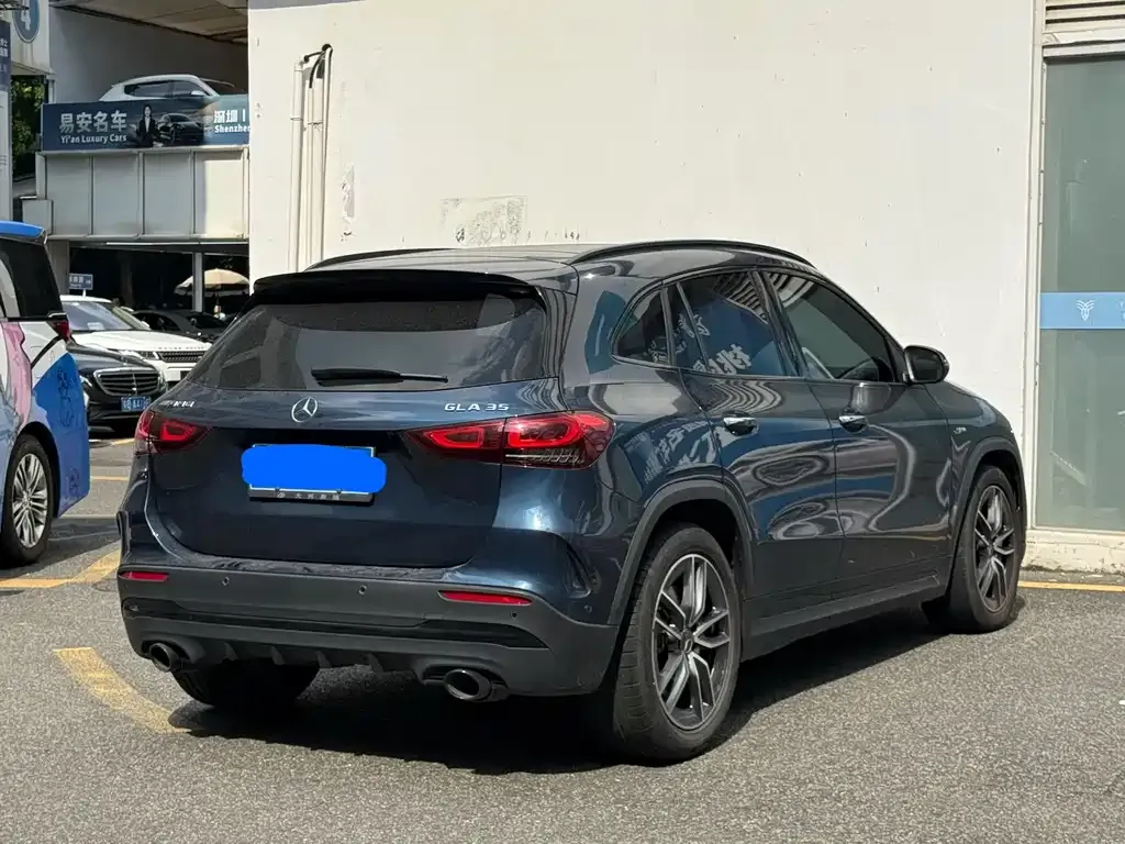 Mercedes-Benz GLA AMG — фото 8