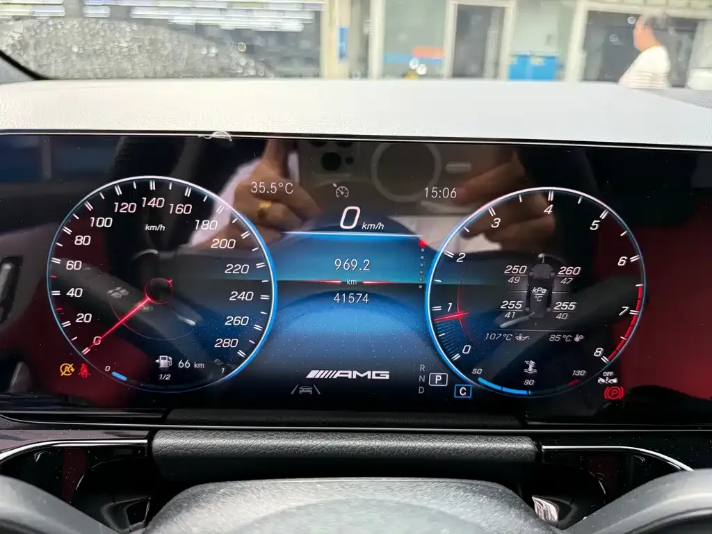 Mercedes-Benz GLA AMG — фото 2