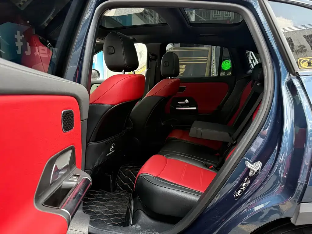 Mercedes-Benz GLA AMG — фото 9