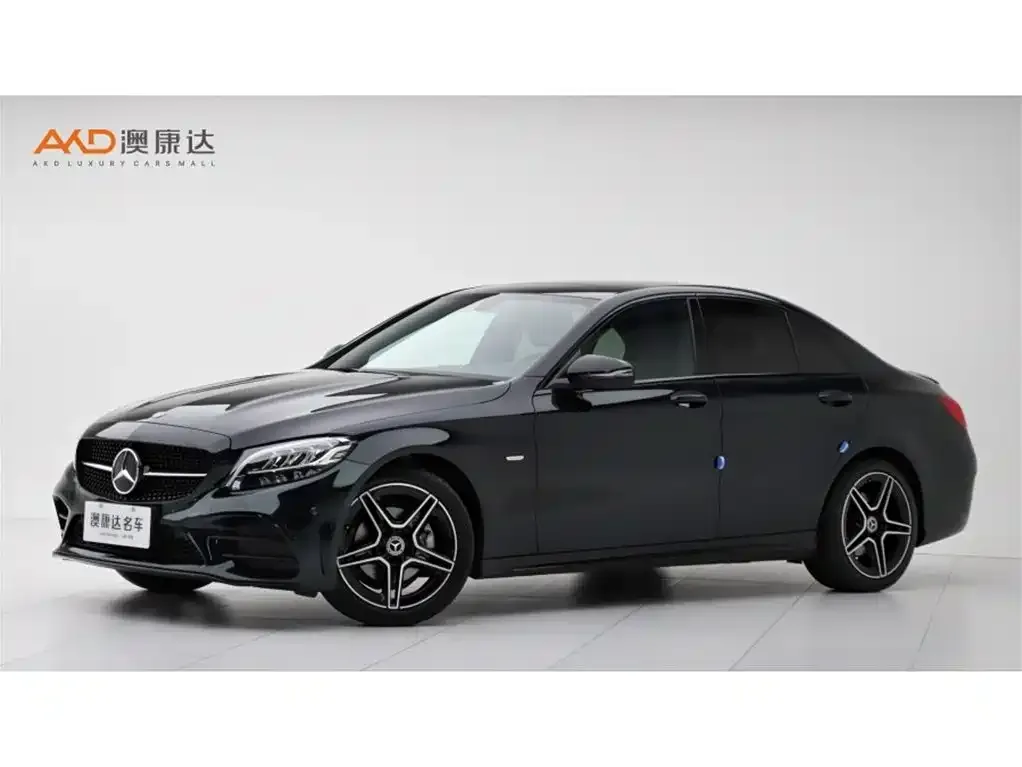 Mercedes-Benz C-Class — фото 1