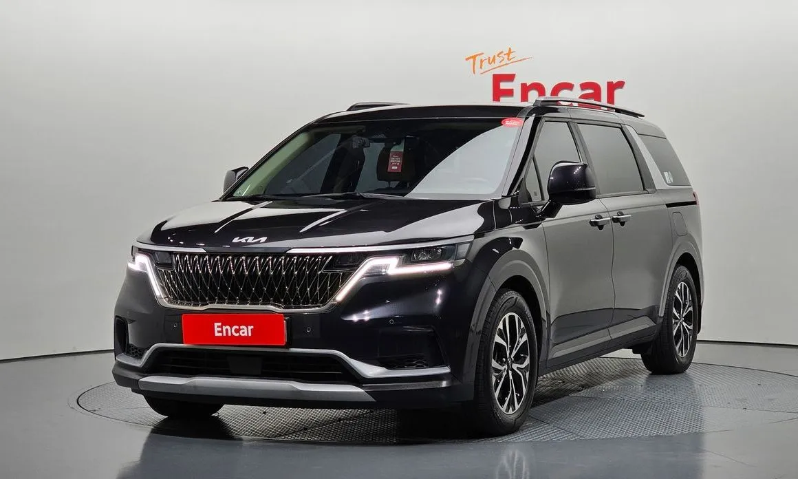 Kia Carnival — фото 1