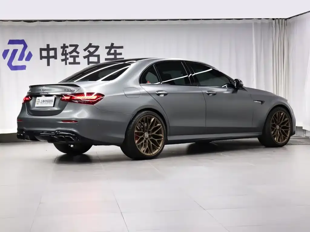 Mercedes-Benz E-Class AMG — фото 10