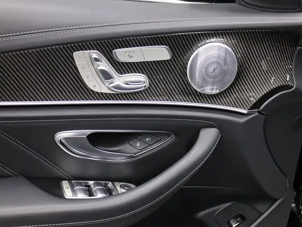Mercedes-Benz E-Class AMG — фото 8