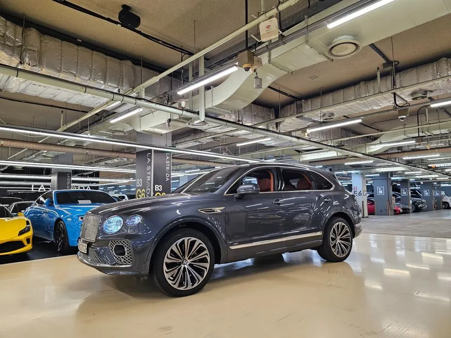 Bentley Bentayga — фото 2